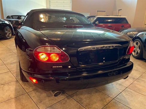 Used 2006 Jaguar XK8 Convertible image 54