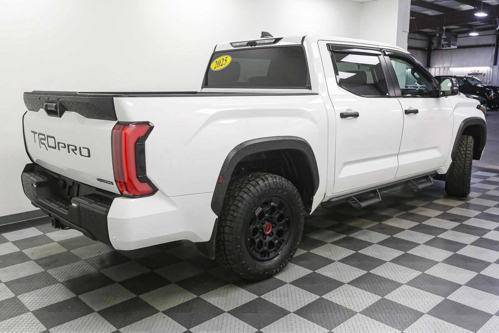 Used 2025 Toyota Tundra TRD Pro AWD/4WD image 9