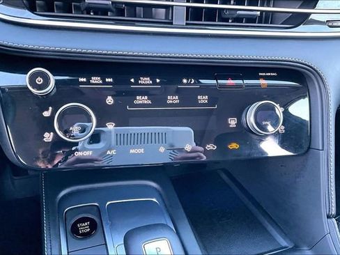 Used 2026 INFINITI QX60 Luxe w/ Cargo Package image 32