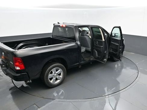Used 2019 RAM 1500 Express w/ Express Value Package image 25