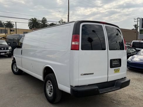 Used 2019 Chevrolet Express 2500 Extended w/ Driver Convenience Package image 8