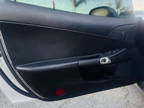 Used 2008 Chevrolet Corvette Coupe w/ Preferred Equipment Group image 15