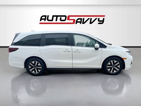 Used 2025 Honda Odyssey EX-L image 8