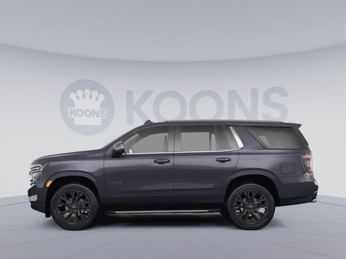 Used 2022 Chevrolet Tahoe High Country w/ Premium Package 2 AWD/4WD image 2