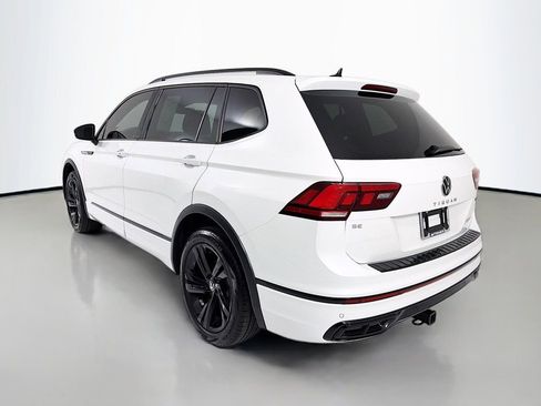 Used 2023 Volkswagen Tiguan SE R-Line AWD/4WD image 5