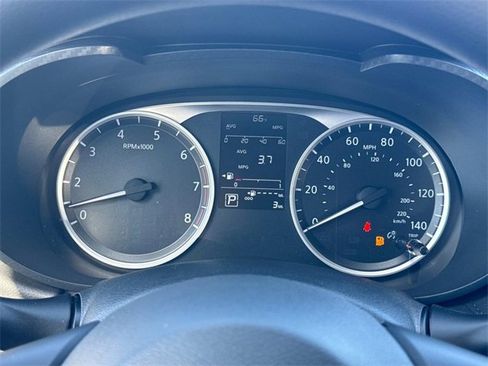 New 2025 Nissan Versa S w/ Trunk Package image 32