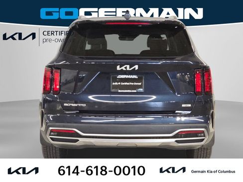 Certified 2023 Kia Sorento EX FWD image 9