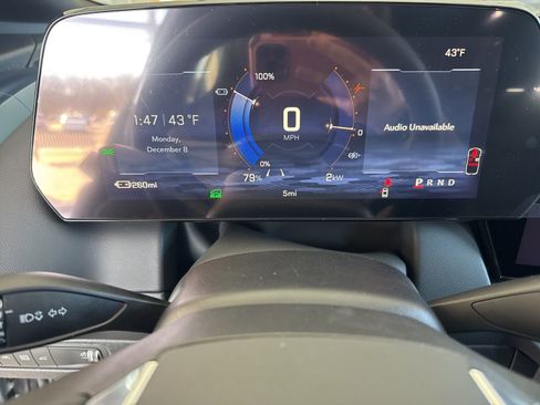 New 2026 Chevrolet Equinox EV LT image 23