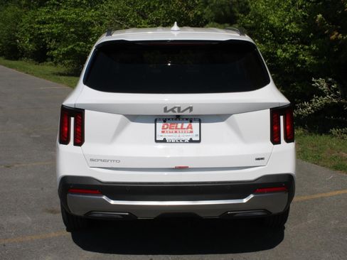 New 2026 Kia Sorento S AWD/4WD image 6