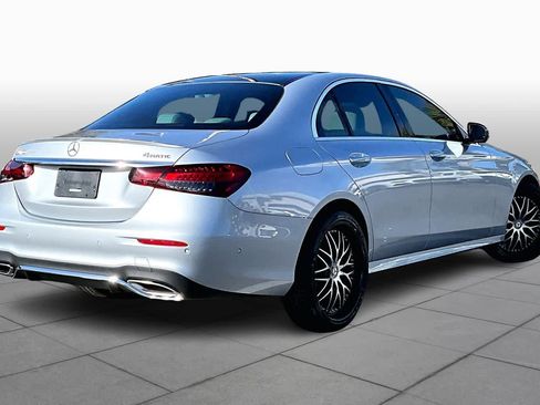 Used 2022 Mercedes-Benz E 350 4MATIC Sedan w/ Driver Assistance Package image 13