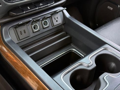 Used 2018 Chevrolet Silverado 1500 LTZ w/ Sport Package image 20