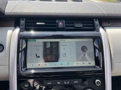 Used 2017 Land Rover Discovery HSE Luxury AWD/4WD image 28