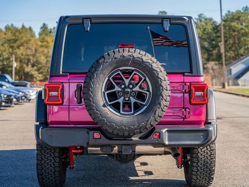 Used 2024 Jeep Wrangler Unlimited Rubicon w/ Technology Group image 6