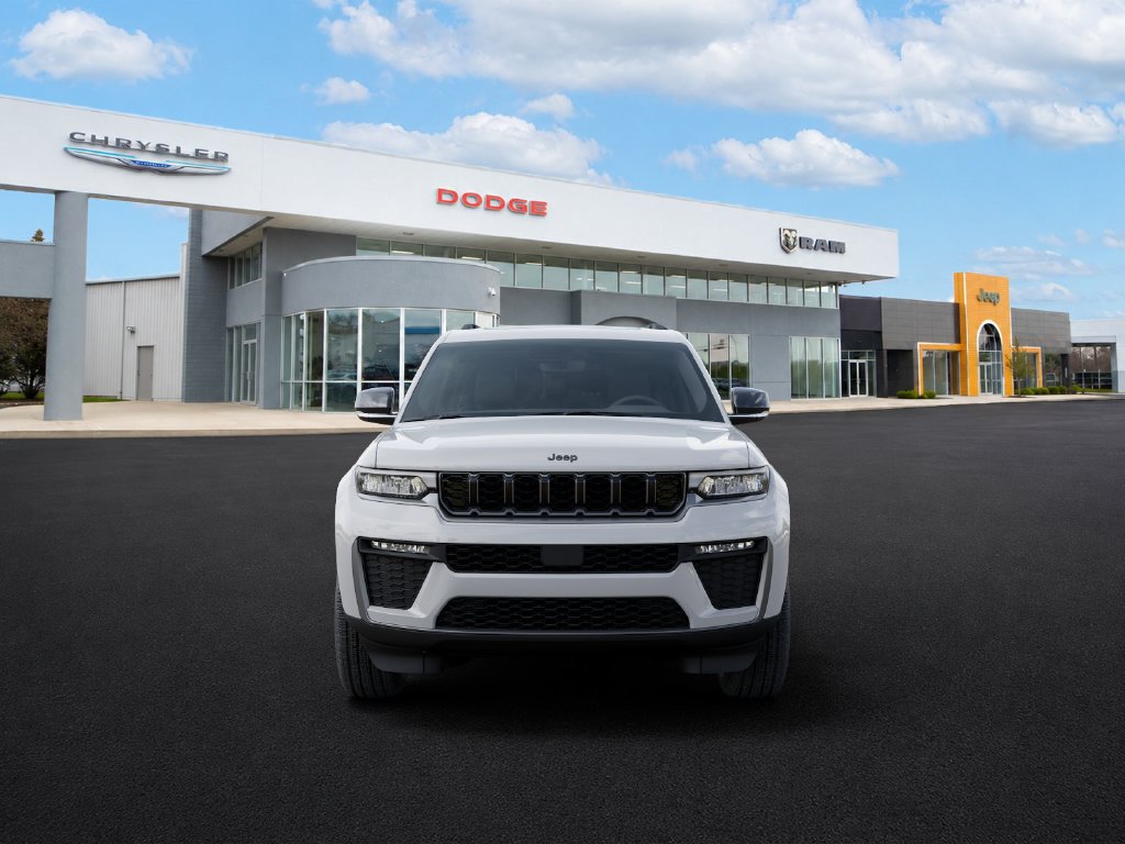 New 2026 Jeep Grand Cherokee L Limited w/ Limited Altitude Package AWD/4WD image 6