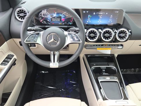 New 2026 Mercedes-Benz GLA 250 image 28