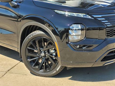 New 2026 Nissan Rogue Platinum image 3