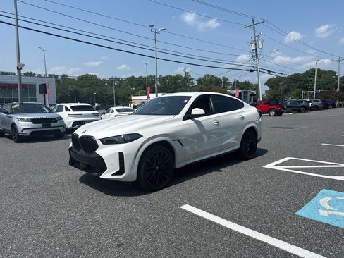Used 2024 BMW X6 xDrive40i w/ Premium Package AWD/4WD image 1