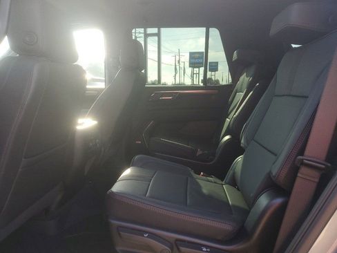 Certified 2025 Chevrolet Tahoe RST w/ RST Performance Edition image 13