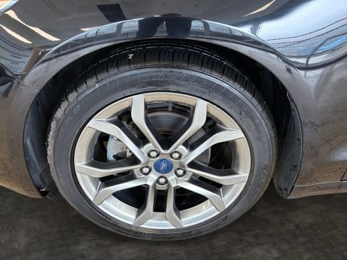 Used 2020 Ford Fusion SEL FWD image 36