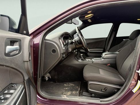 Used 2022 Dodge Charger SXT w/ Cold Weather Package image 23