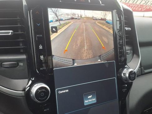 Used 2023 RAM 1500 Big Horn image 19