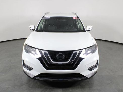 Certified 2020 Nissan Rogue SV FWD image 14