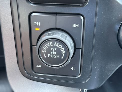 New 2025 Ford F150 Lariat w/ Equipment Group 502A High image 32