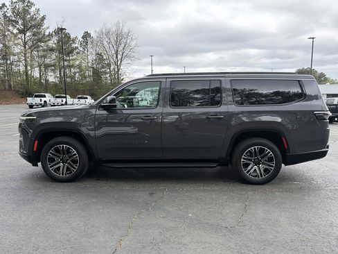 New 2026 Jeep Grand Wagoneer L 2WD w/ Premium Group I image 4