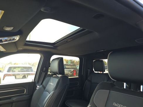 Used 2025 RAM 2500 Laramie image 17