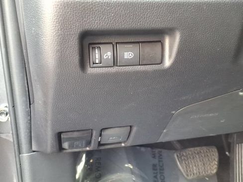 Certified 2025 Toyota RAV4 XLE AWD/4WD image 19