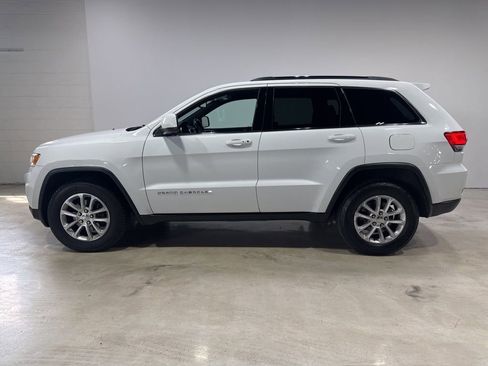 Used 2015 Jeep Grand Cherokee Laredo w/ Quick Order Package 23E AWD/4WD image 4