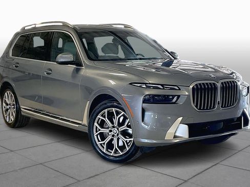 Used 2024 BMW X7 xDrive40i image 2