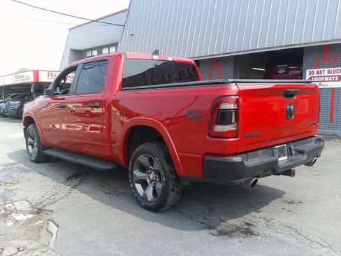 Used 2022 RAM 1500 Big Horn w/ Built-to-serve Edition image 5