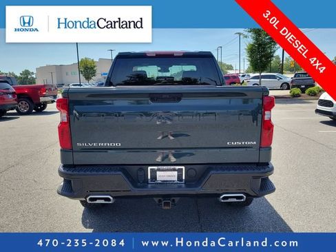 Used 2025 Chevrolet Silverado 1500 Custom Trail Boss AWD/4WD image 5