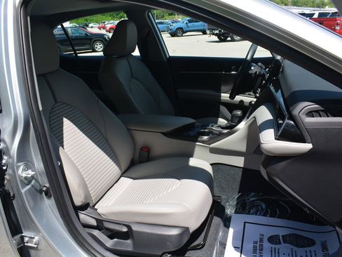 Used 2023 Toyota Camry SE AWD/4WD image 20
