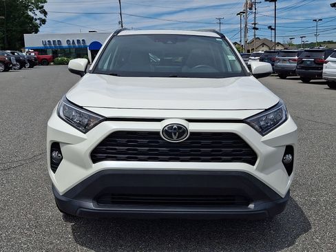 Used 2021 Toyota RAV4 XLE Premium AWD/4WD image 2