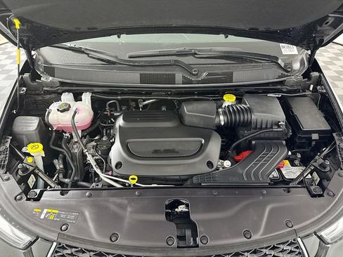 Used 2025 Chrysler Pacifica Select image 30