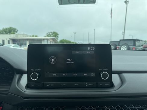 Used 2024 Honda Accord LX image 20