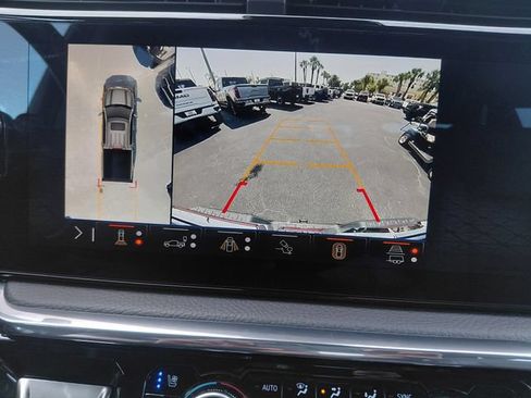 Used 2024 GMC Sierra 1500 Denali AWD/4WD image 25