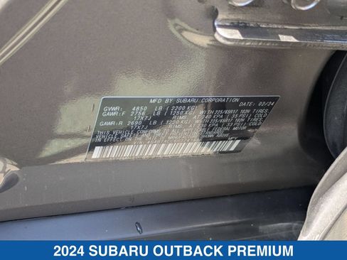 Certified 2024 Subaru Outback Premium AWD/4WD image 37
