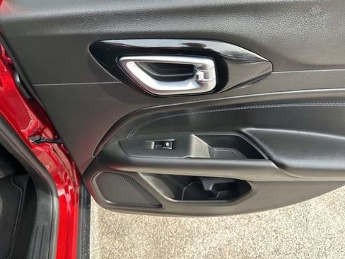 Used 2026 Jeep Compass Limited image 15