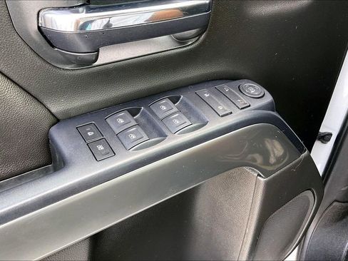 Used 2018 Chevrolet Silverado 1500 LT w/ All Star Edition RWD image 24