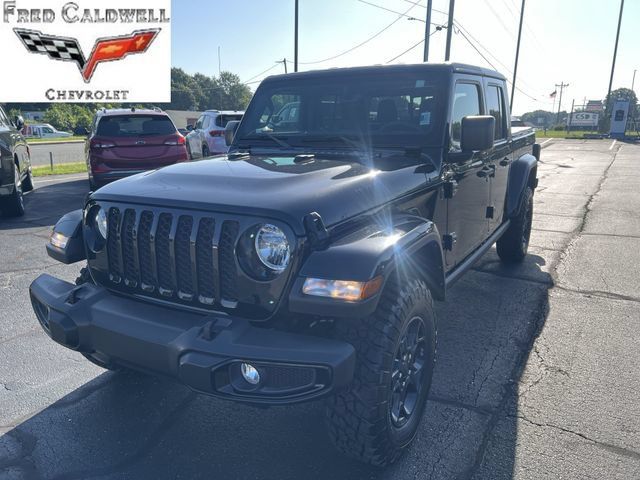 Used 2023 Jeep Gladiator Sport AWD/4WD image 1