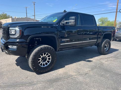 Used 2018 GMC Sierra 1500 SLT AWD/4WD image 10
