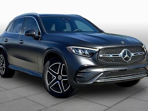 Certified 2024 Mercedes-Benz GLC 300 4MATIC image 3