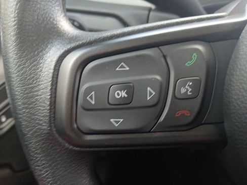 Used 2025 Jeep Wrangler Sport image 16