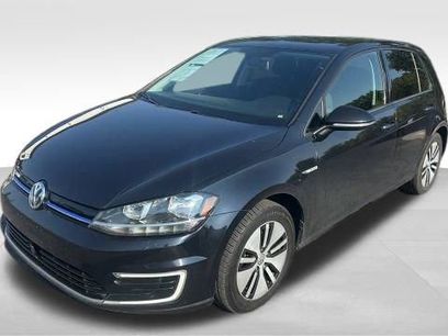 Used 2019 Volkswagen e-Golf SE w/ Driver Assistance Package