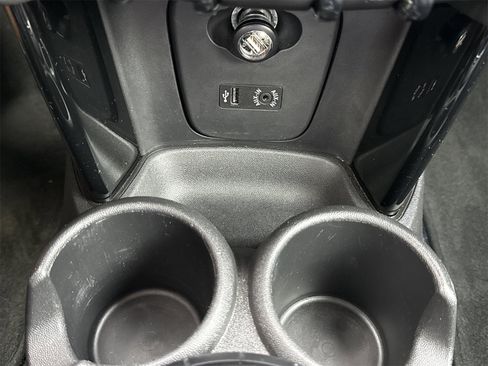 Used 2016 MINI Cooper S image 27