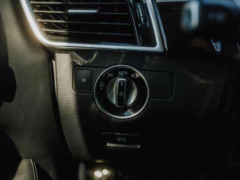 Used 2018 Mercedes-Benz GLS 550 4MATIC w/ Driver Assistance Package image 15