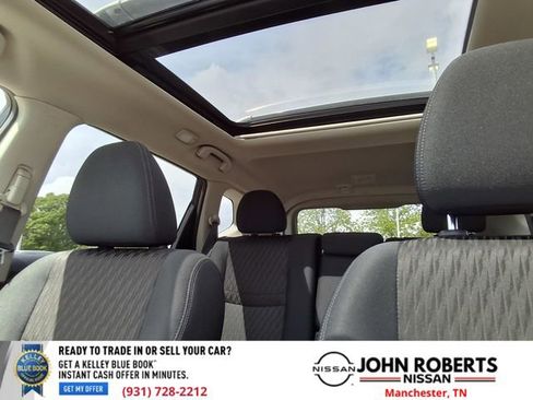 Used 2020 Nissan Rogue SV w/ Sun & Sound Touring Package FWD image 24